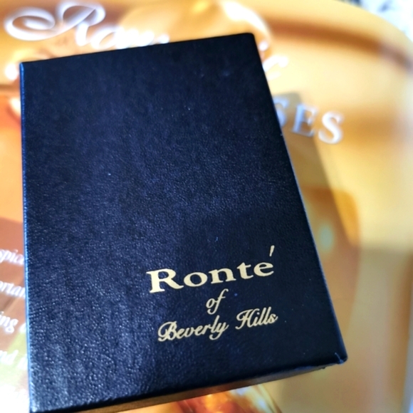 Butterfly 🦋 Pin - Picture 5 of 5